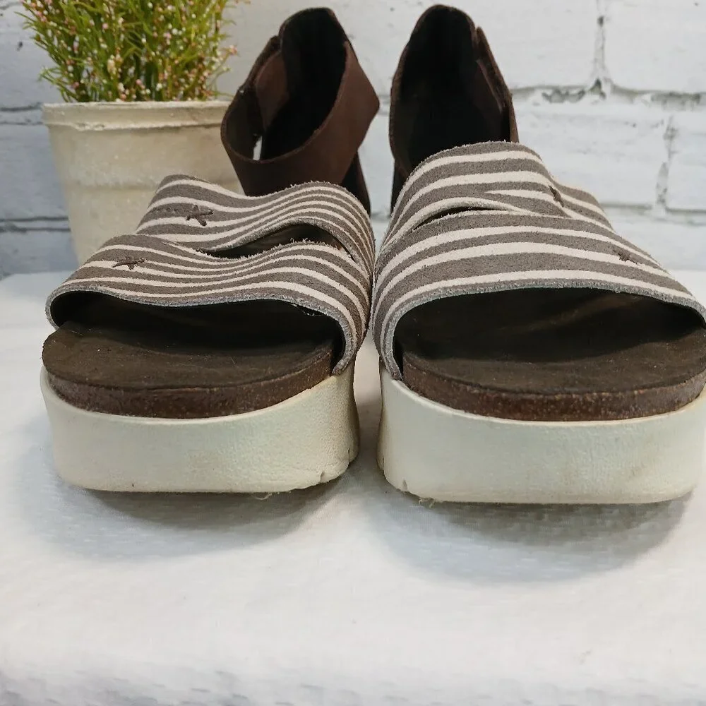 OTBT MONTAUK PLATFORM SANDALS WOMENS 7.5, TAPIOCA COLOR,  VERY GOOD CONDITION